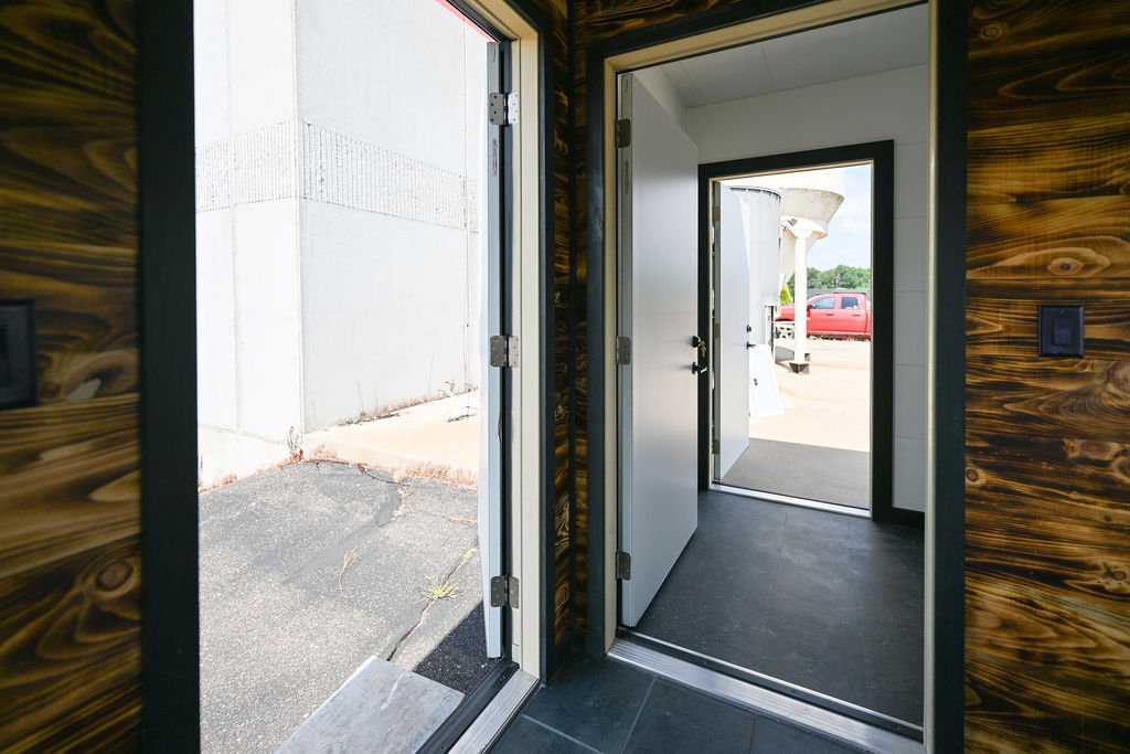 20Ft Container Bar - Image 2